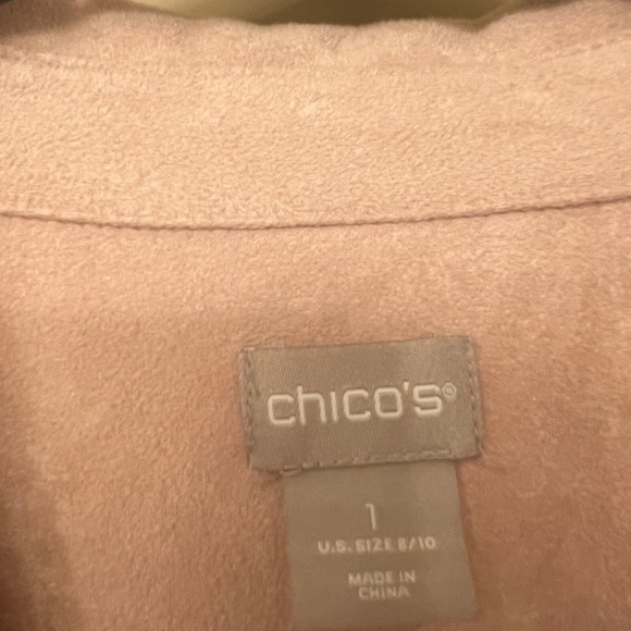 Gorgeous Super Soft Pink Chicos Button Down Top - Picture 4 of 4